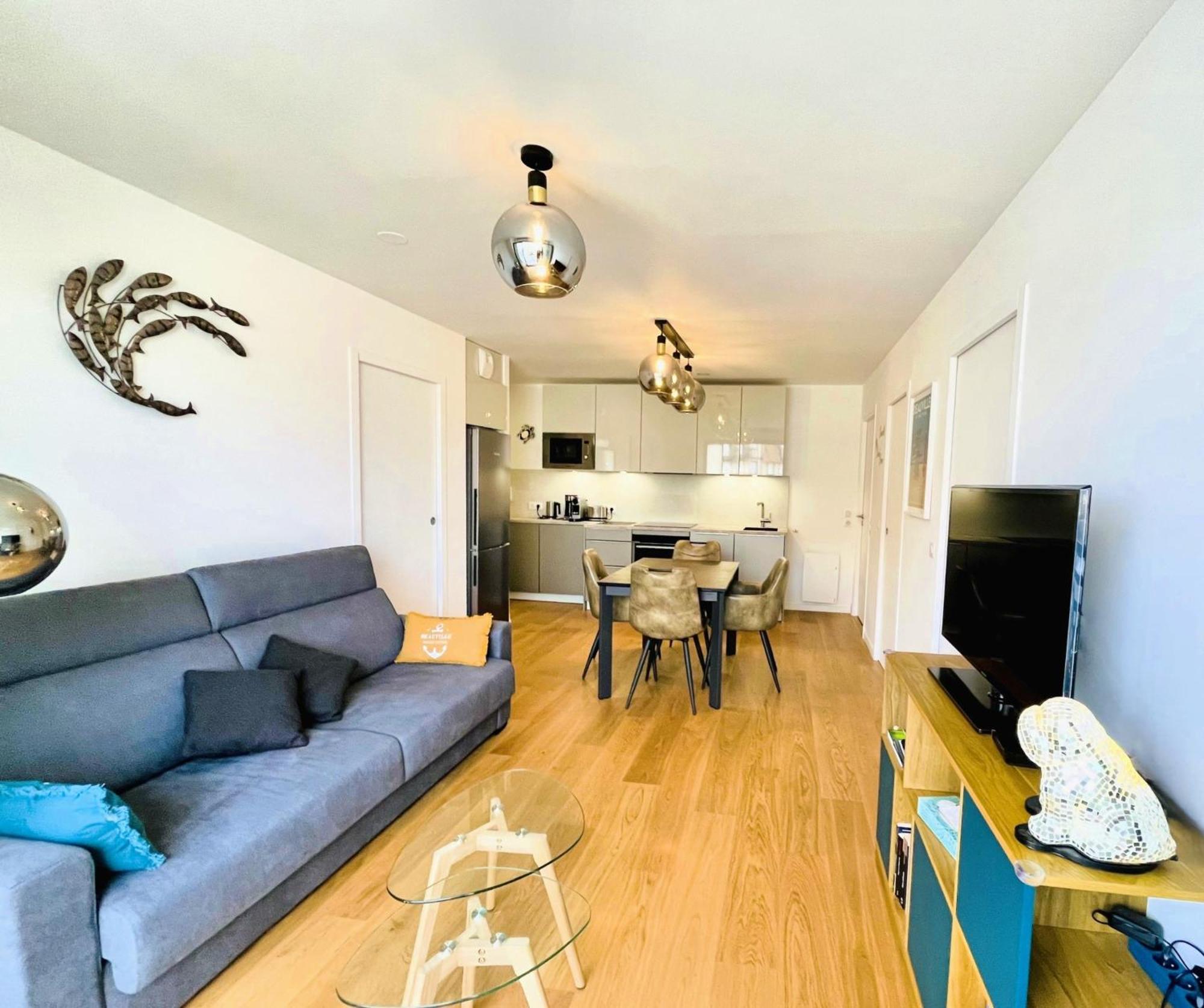 Sejour Authentique - Balcon, Parking & Wifi Ultra-Rapide Apartman Deauville Kültér fotó